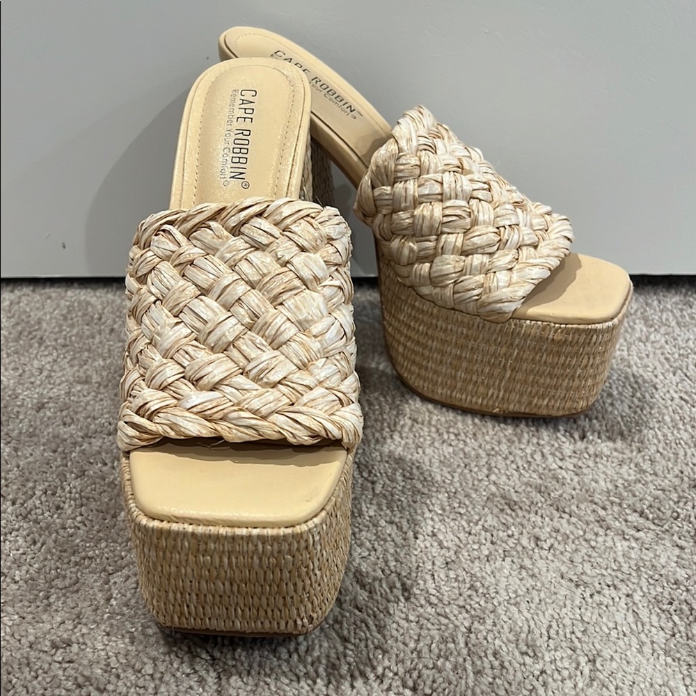 Cape Robbin Women's Woven Platform Sandals
